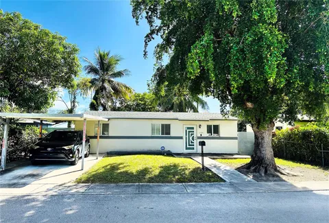 1594 NE 152nd Ter, North Miami Beach, FL 33162 - MLS#: A11679946