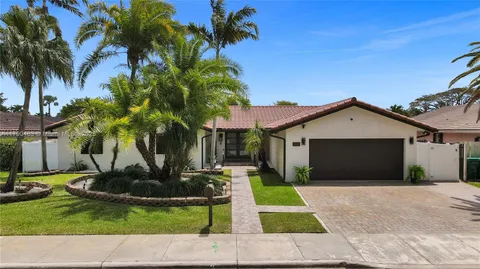 12030 SW 92nd St, Miami, FL MLS: A11790483