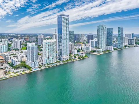 700 NE 26 Terrace Unit 1004, Miami, FL MLS: A11531126