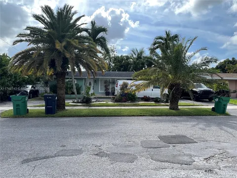 1621 SW 93rd Ct, Miami, FL 33165 - MLS#: A11749743