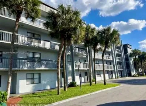 1720 N Congress Ave Unit 405, West Palm Beach, FL 33401 - MLS#: A11596050