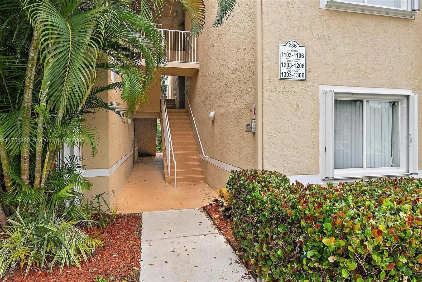 Property: 236 Village Blvd Unit 1304,Tequesta, FL