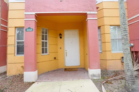 2150 Shoma Dr Unit 226, Royal Palm Beach, FL MLS: A11511012