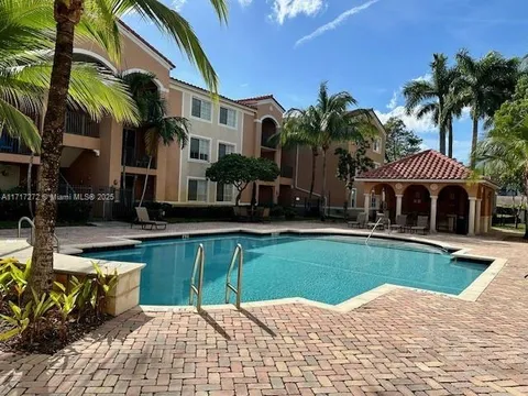 6801 SW 44th St Unit 302, Miami, FL 33155 - MLS#: A11717272
