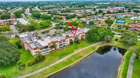 14721 Bonaire Blvd Unit 308, Delray Beach, FL MLS: A11773234
