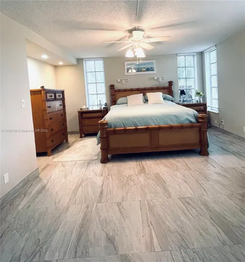 3800 Oaks Clubhouse Dr Unit 112, Pompano Beach, FL 33069 - MLS#: A11748168