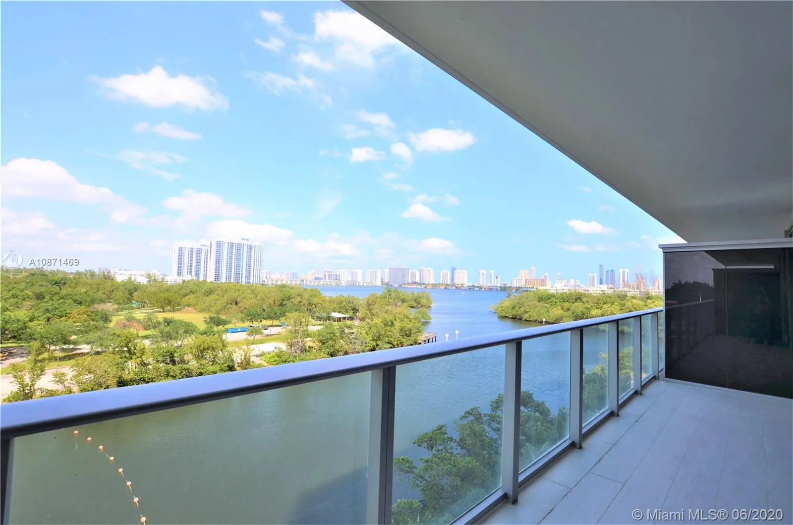 16385 Biscayne Blvd Unit 602  