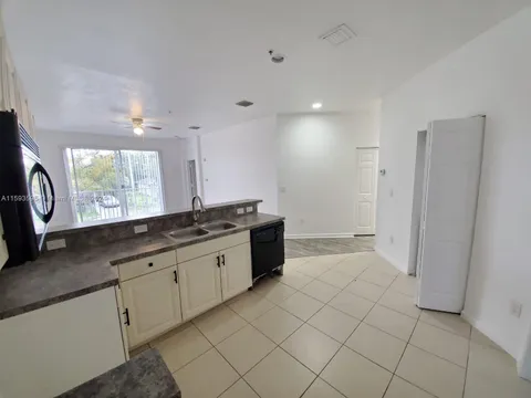 1945 Marsh Harbor Dr Unit 1945, Riviera Beach, FL MLS: A11593595