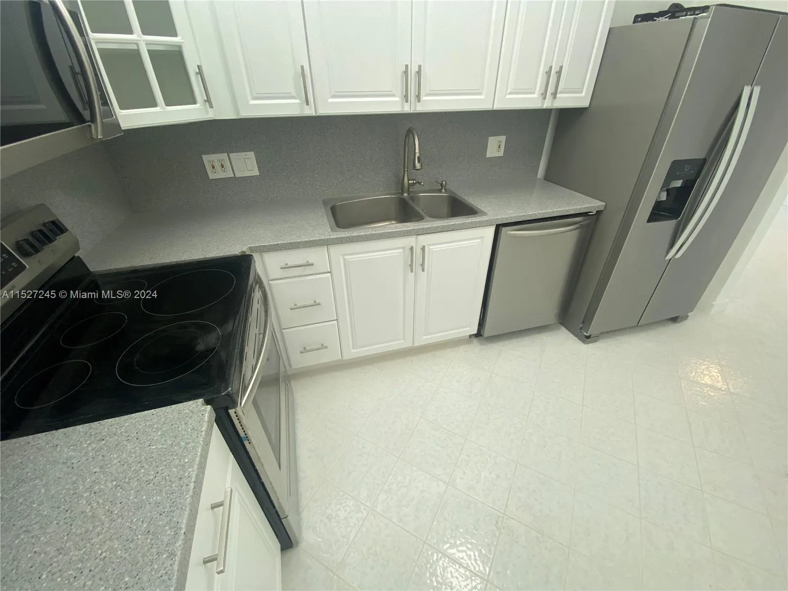 400 Kings Point Dr Unit 929  