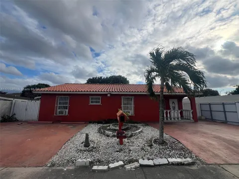 840 SE 4th Pl, Hialeah, FL 33010 - MLS#: A11725971