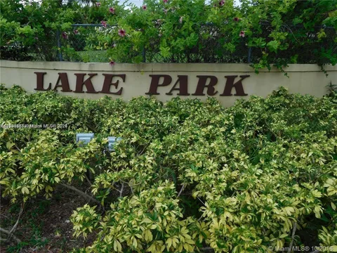940 NE 199th St Unit 209, Miami, FL MLS: A11595365