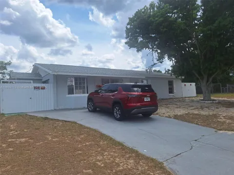 505 W Lacey St, Avon Park, FL MLS: A11803112
