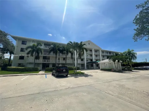 6061 Balboa Cir Unit 304, Boca Raton, FL MLS: A11783909