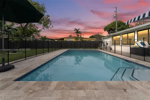 10350 SW 30th St, Miami, FL MLS: A11804908