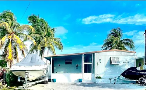 124 Valjean Ln, Tavernier, FL MLS: A11635511