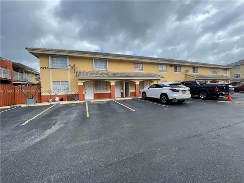 7425 W 22nd Ave Unit 202, Hialeah, FL MLS: A11799007