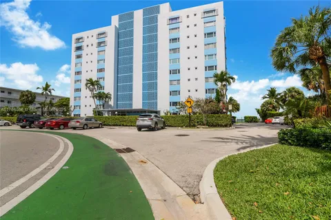 10300 W Bay Harbor Dr Unit 9D, Bay Harbor Islands, FL MLS: A11786568