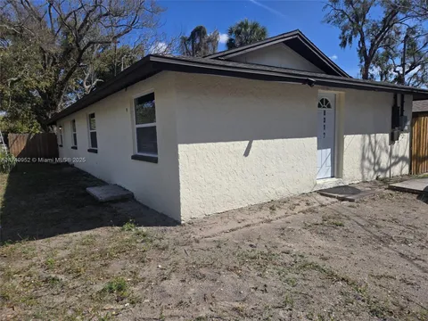 8319 N 14th Street, Tampa, FL MLS: A11749952