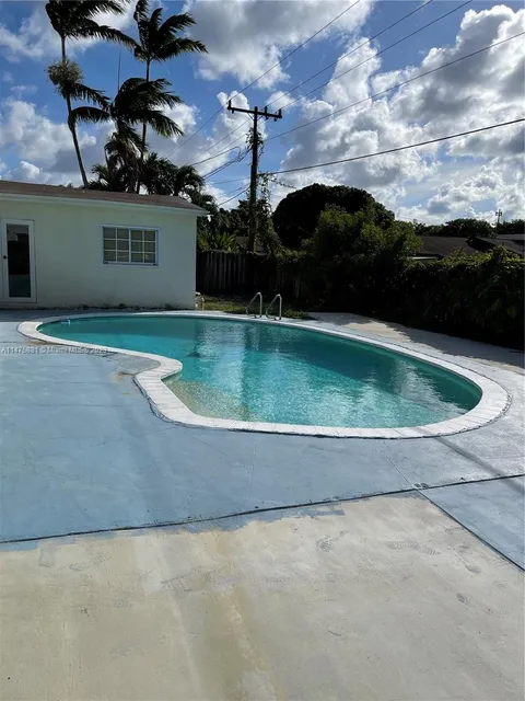 19720 Lenaire Dr, Cutler Bay, FL 33157 - MLS#: A11475881