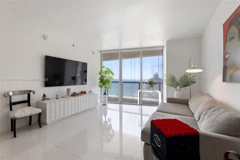495 Brickell Ave Unit 3509, Miami, FL 33131 - MLS#: A11786114