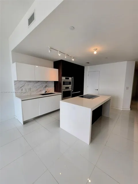 851 NE 1st Ave Unit 3800, Miami, FL MLS: A11306141