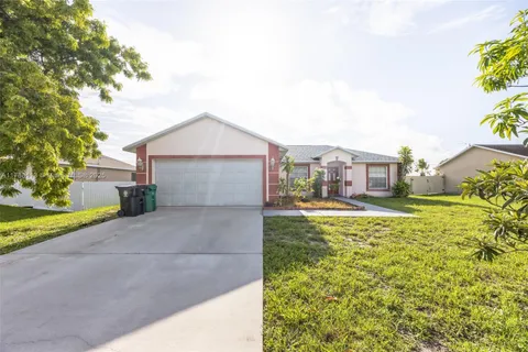 3513 SW Pumpkin St, Port St. Lucie, FL MLS: A11788113