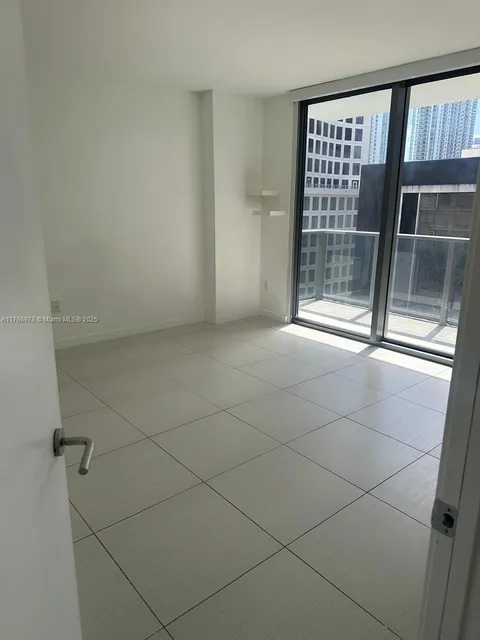 31 SE 6th St Unit 1507, Miami, FL MLS: A11766978