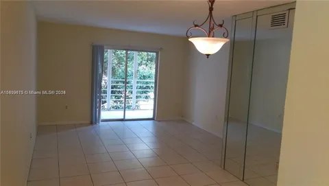 4354 NW 9th Ave Unit 13-2C, Deerfield Beach, FL MLS: A11609415