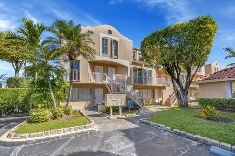 8585 NW 6th Ln Unit 9-208, Miami, FL 33126 - MLS#: A11760391