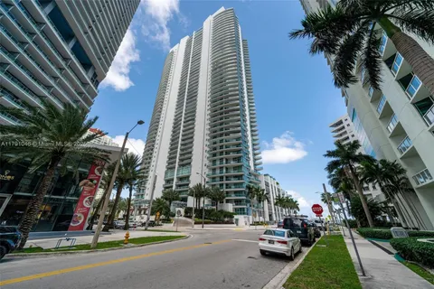 1331 Brickell Bay Dr Unit 3711, Miami, FL MLS: A11791046