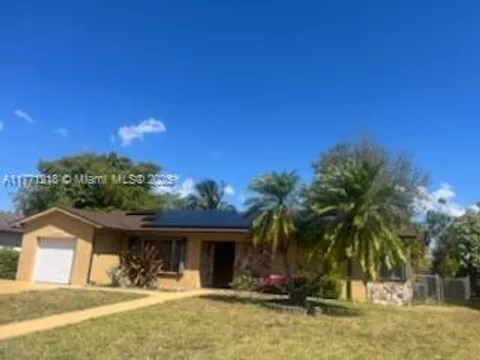 11041 SW 166th Ter, Miami, FL 33157 - MLS#: A11771218