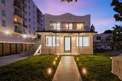 2222 SW 5th St Unit A, Miami, FL MLS: A11770975