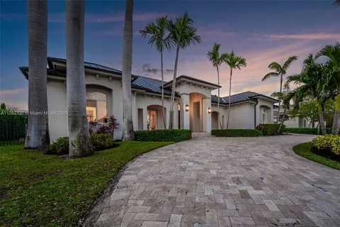 8111 SW 178th St, Palmetto Bay, FL MLS: A11762737