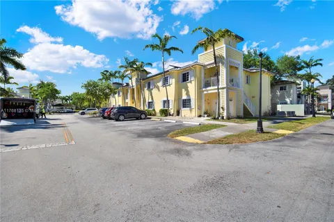 374 NE 27th Ave Unit 202, Homestead, FL 33033 - MLS#: A11768135