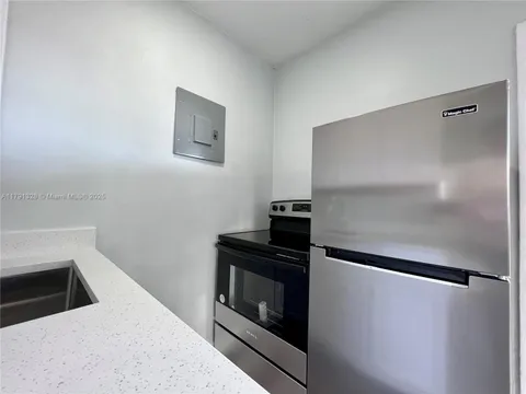 2901 NW 18th St Unit 21, Fort Lauderdale, FL MLS: A11791328