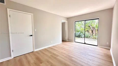 1455 Holly Heights Dr Unit 7, Fort Lauderdale, FL MLS: A11787915