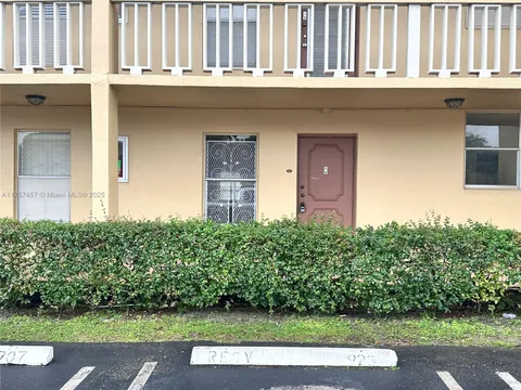 6001 NW 61st Ave Unit 111, Tamarac, FL MLS: A11757457