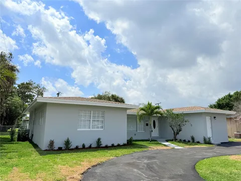 3540 SW 3rd St, Fort Lauderdale, FL 33312 - MLS#: A11772363