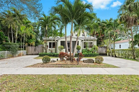 370 Hibiscus Dr, Miami Springs, FL MLS: A11720566
