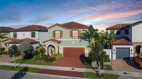 10149 W 35th Ln Unit 10149, Hialeah, FL MLS: A11807326