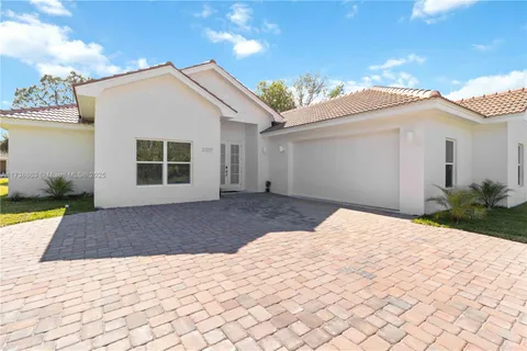 23117 Hammond Ave, Port Charlotte, FL MLS: A11738863