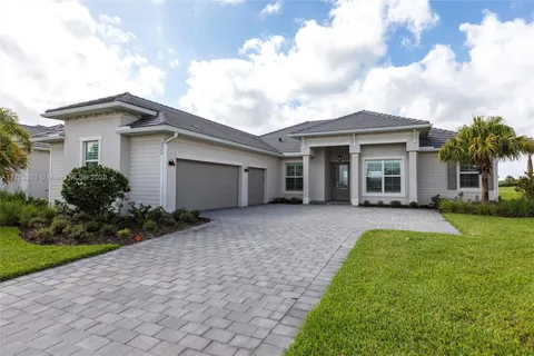 5500 Whistling Straights Ct, Ave Maria, FL MLS: A11762921