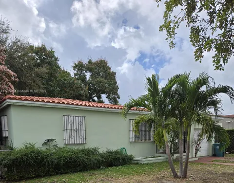 4060 SW 6th St, Miami, FL 33134 - MLS#: A11735004