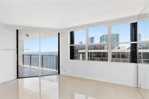 1901 Brickell Ave Unit B1903, Miami, FL MLS: A11808288