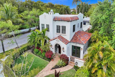 621 Biscayne Dr, West Palm Beach, FL MLS: A11756072