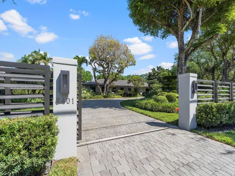 6401 SW 96th St, Pinecrest, FL MLS: A11768006