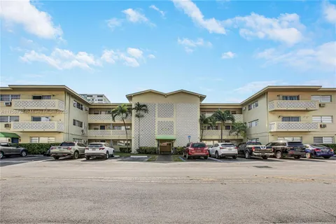 11930 NE 19th Dr Unit 7, North Miami, FL MLS: A11756722