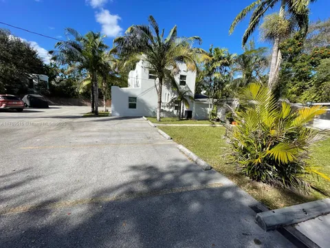 11659 Griffing Blvd Unit 5, Biscayne Park, FL MLS: A11769515