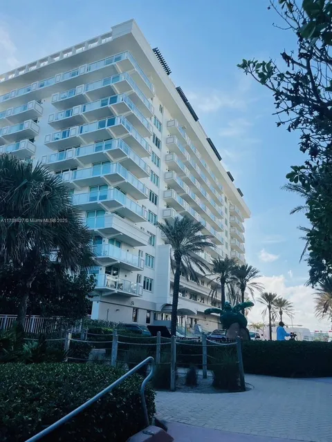 9499 Collins Ave Unit 205, Surfside, FL MLS: A11738427