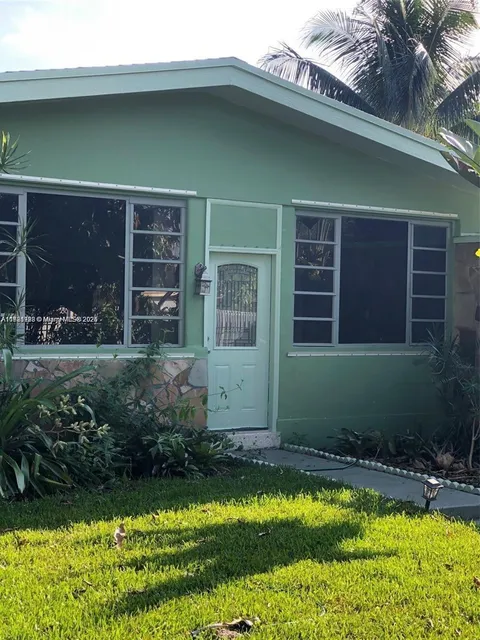 524 NE 160th Ter, Miami, FL 33162 - MLS#: A11781728